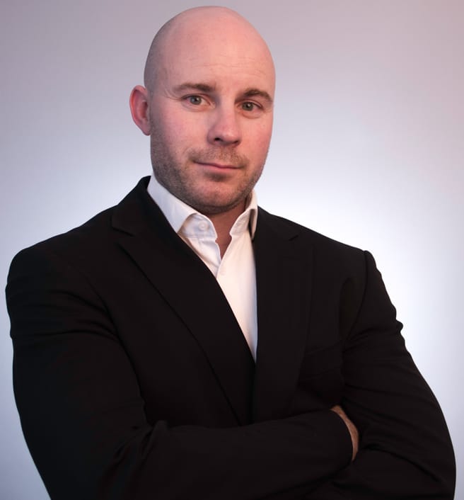 Adam Michael Cox Hi I am Adam Cox the hypnotherapist for Creature Courage. I am a qualified UK Clinical Hypnotherapist. I have a degree in psychology, studied with the London College of Clinical Hypnosis at postgraduate level, accredited with the British Society of Clinical Hypnosis (BSCH) and I have a thriving practice on the world famous Harley Street. I also produces audio and video content. I host the world's most popular hypnosis podcast 'The Hypnotist' which has over 7 million downloads. I am regularly asked by the media to comment on subjects such as hypnosis, phobias, weight loss and emotional issues. I am regularly featured on UK radio to offer my unique insight on hypnotherapy. I became fascinated with hypnosis from an early age and was quickly inspired by the work of Milton Erickson and Richard Bandler. I studied Hypnosis and NLP (Neuro Linguistic Programming) extensively and more recently DHE (Design Human Engineering) and NHR (Neuro-Hypnotic Patterning). I work in all aspects of hypnosis. I works with clients to tackle issues such as phobias, anxiety, addictions and confidence